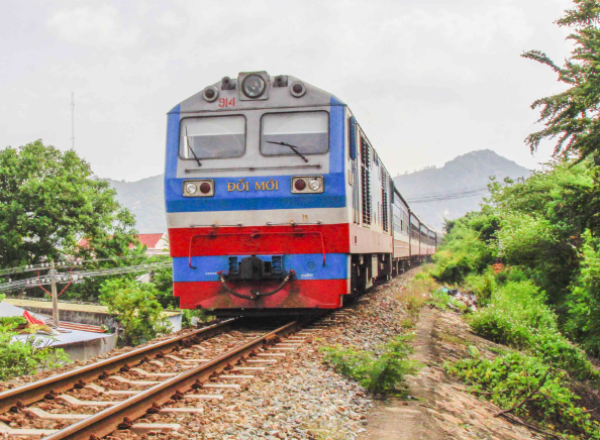 VẬN TẢI ĐƯỜNG SẮT 111